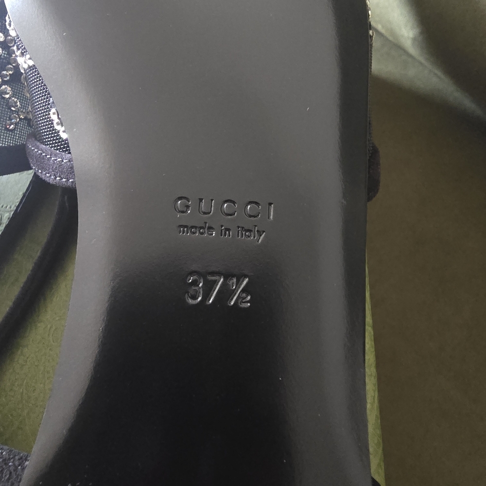 Gucci - Picture 3 of 5